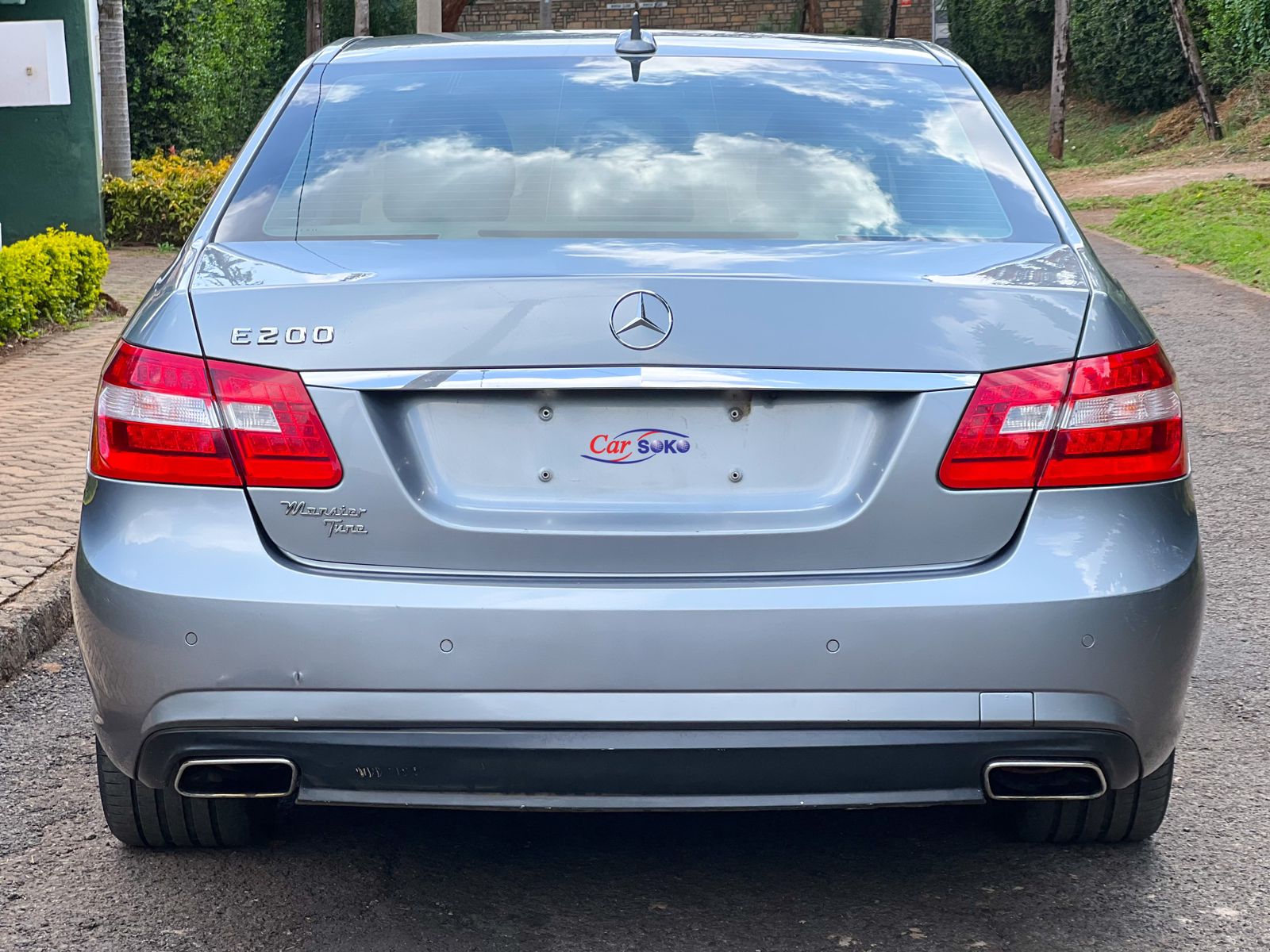 mercedes-benz-e200-2013-1338