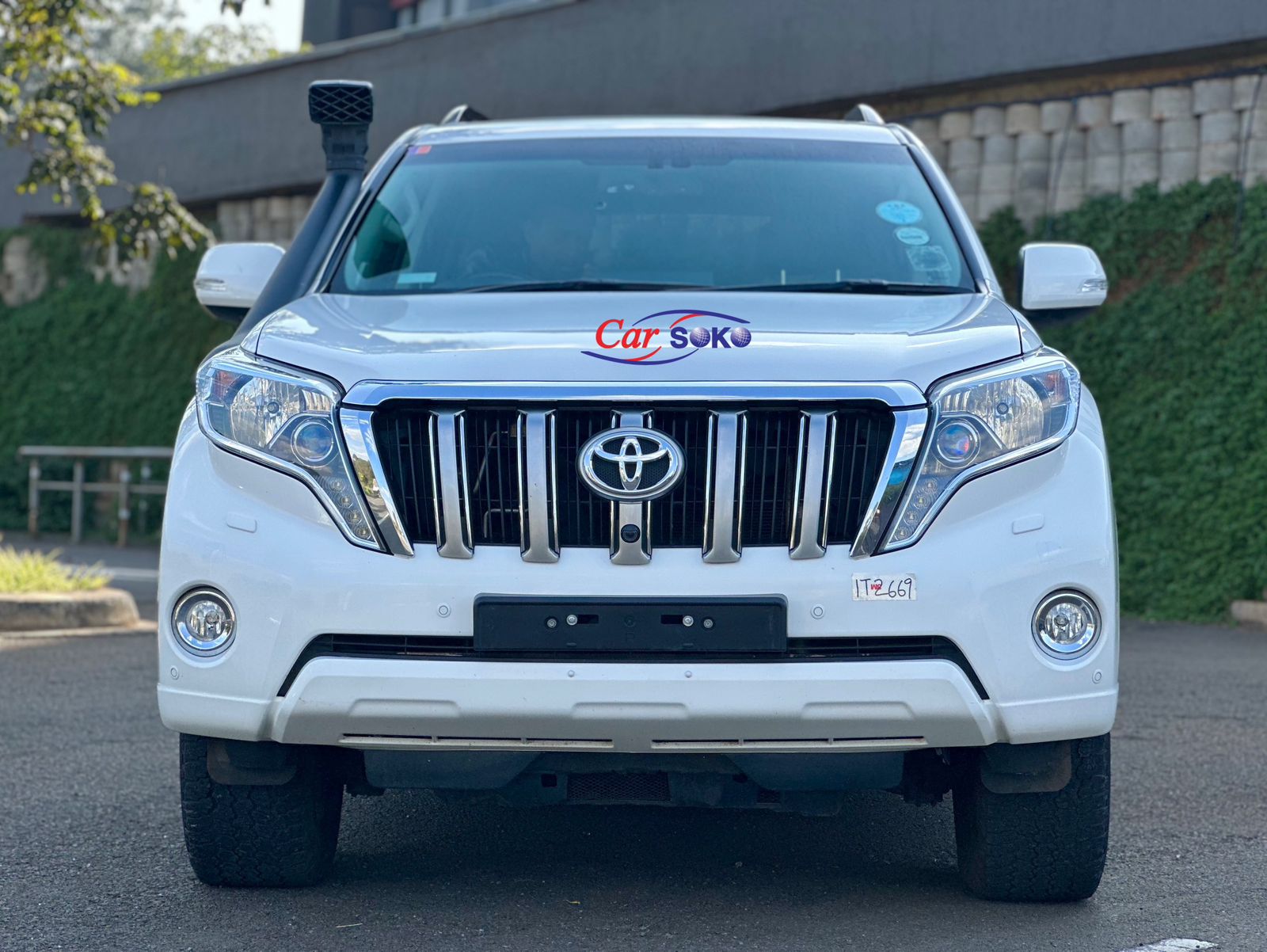 toyota-land-cruiser-prado-2016-1341