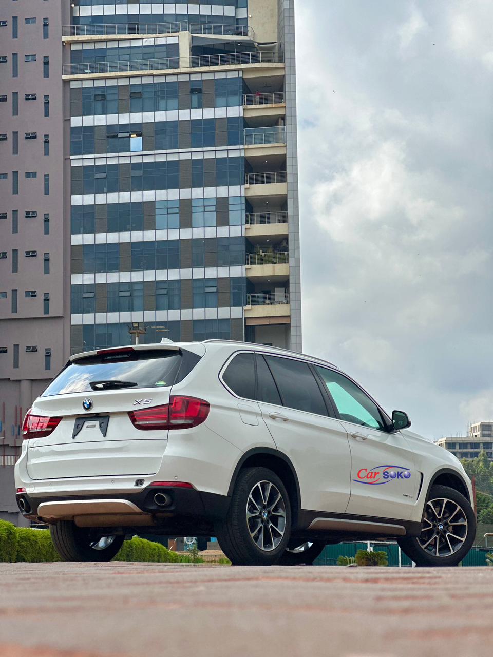 bmw-x5-2016-1345