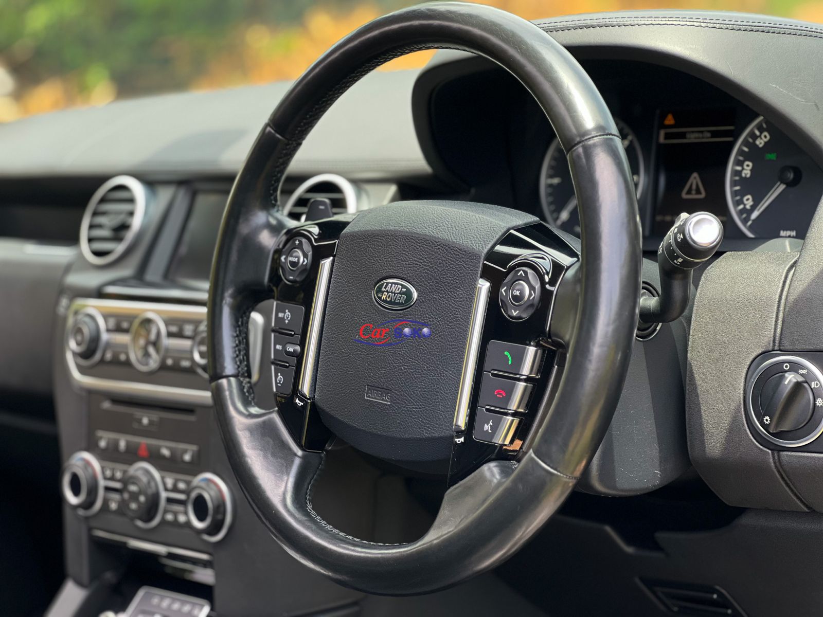 land-rover-discovery-iv-2016-1349
