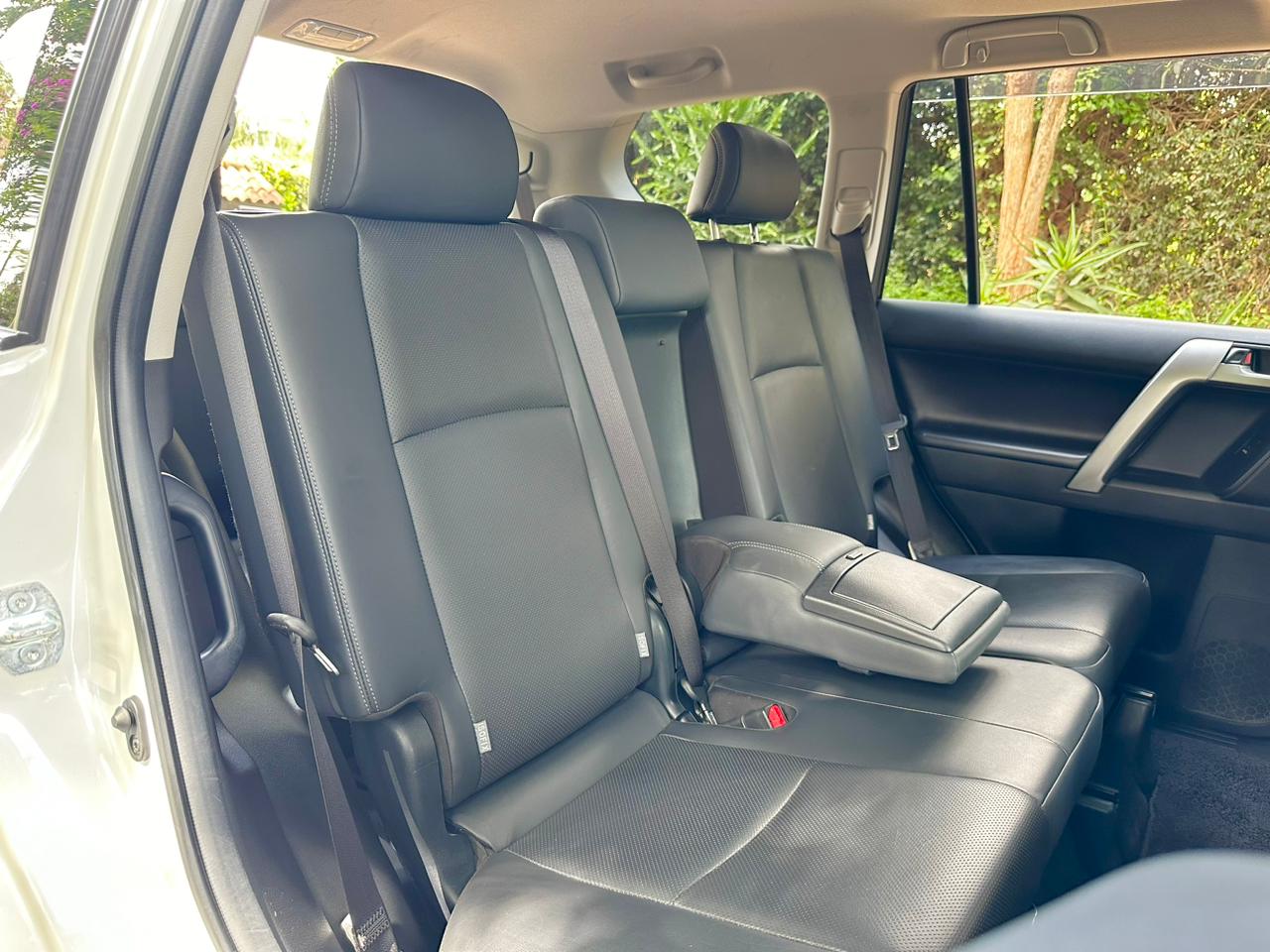 toyota-land-cruiser-prado-2017-1350
