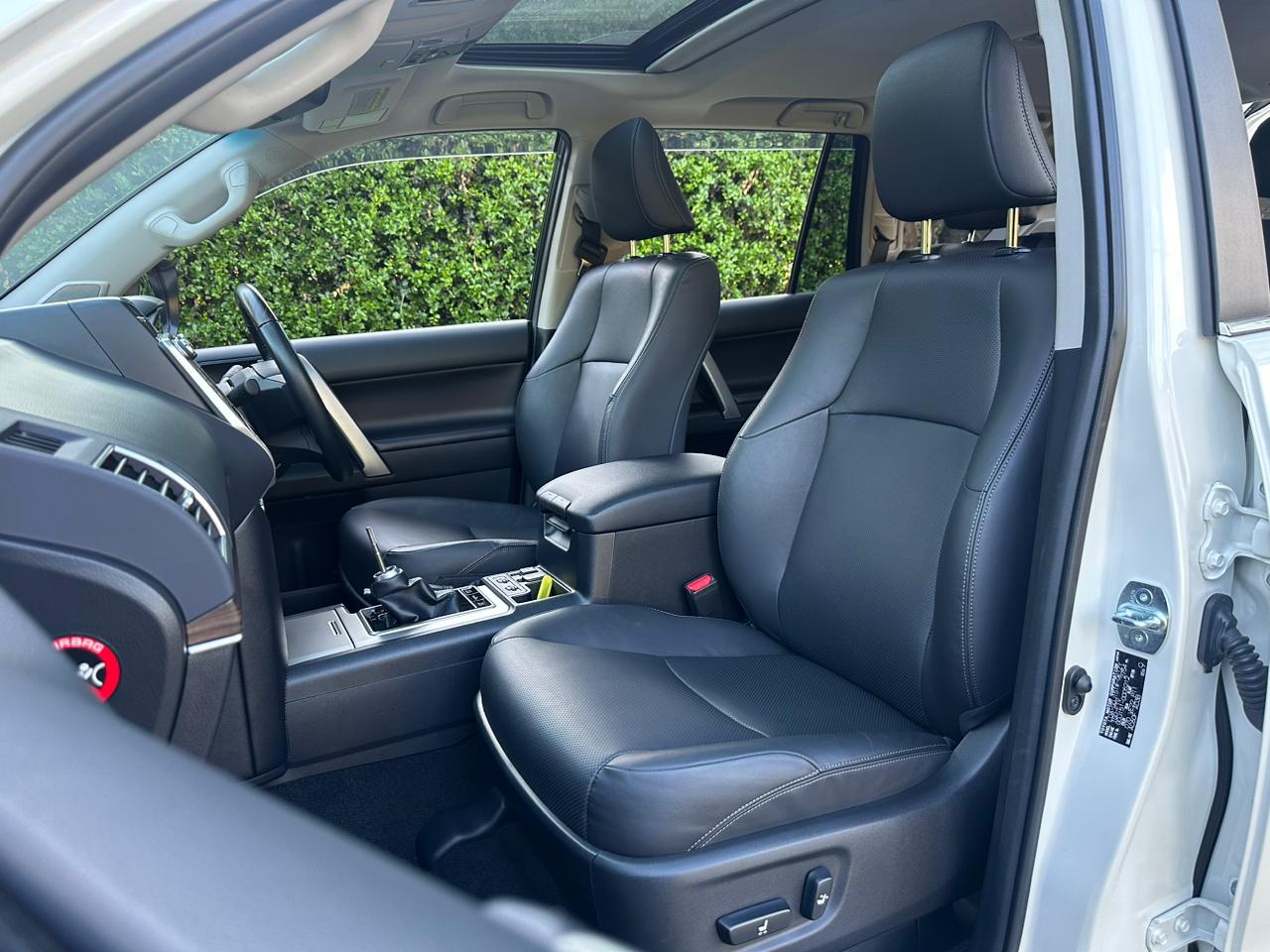 toyota-land-cruiser-prado-2017-1353