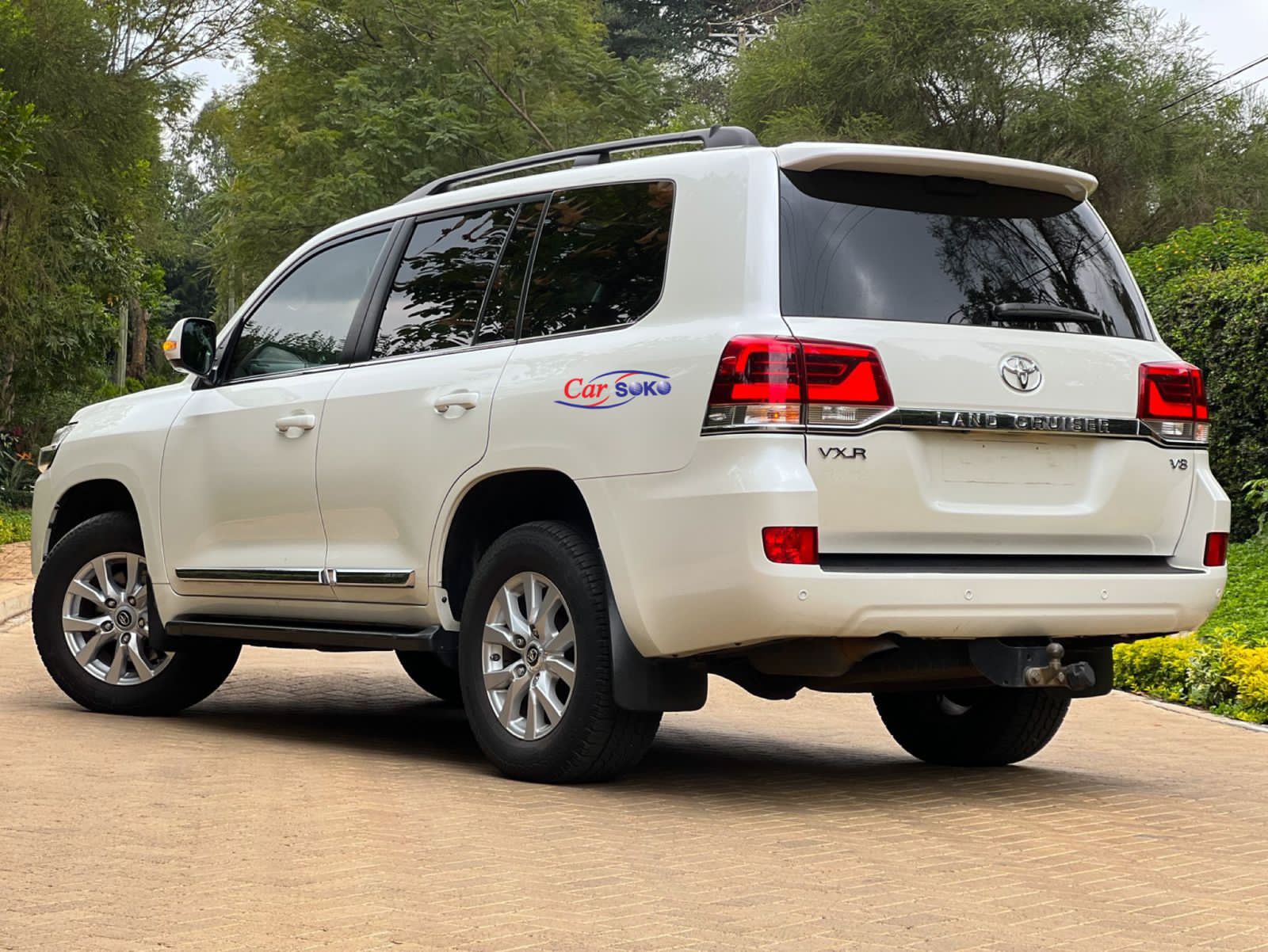 toyota-land-cruiser-2016-1365