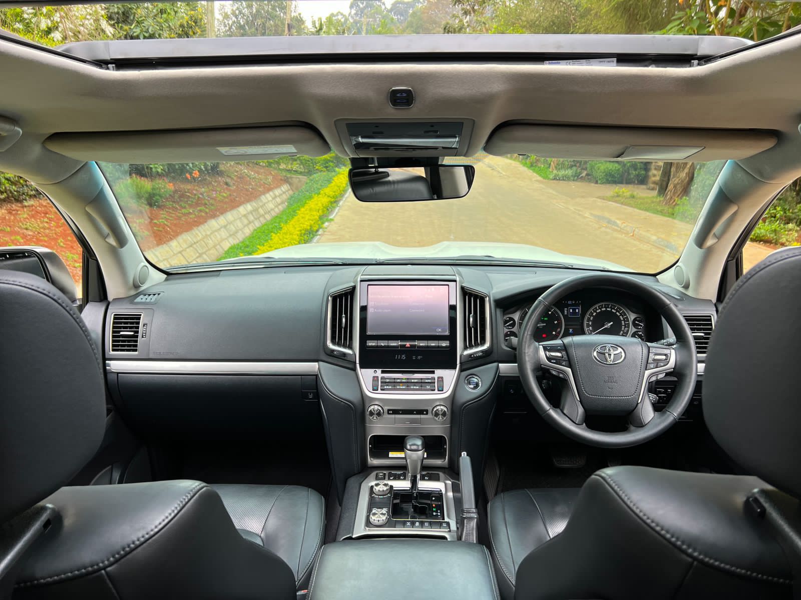 toyota-land-cruiser-2016-1365