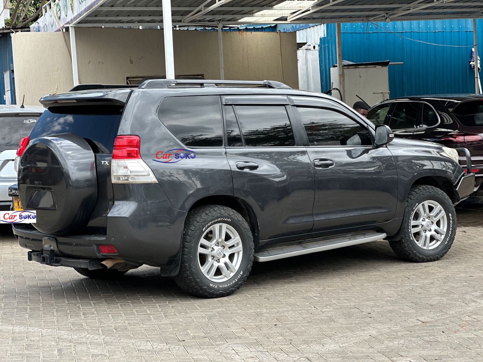 toyota-land-cruiser-prado-2010-1366