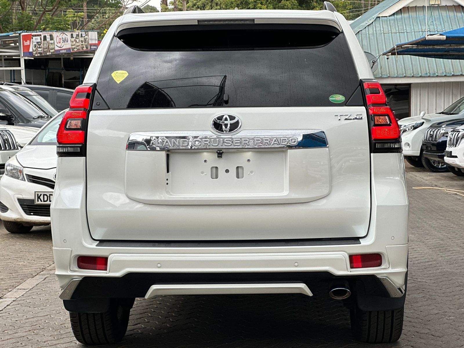 toyota-land-cruiser-prado-2018-1371