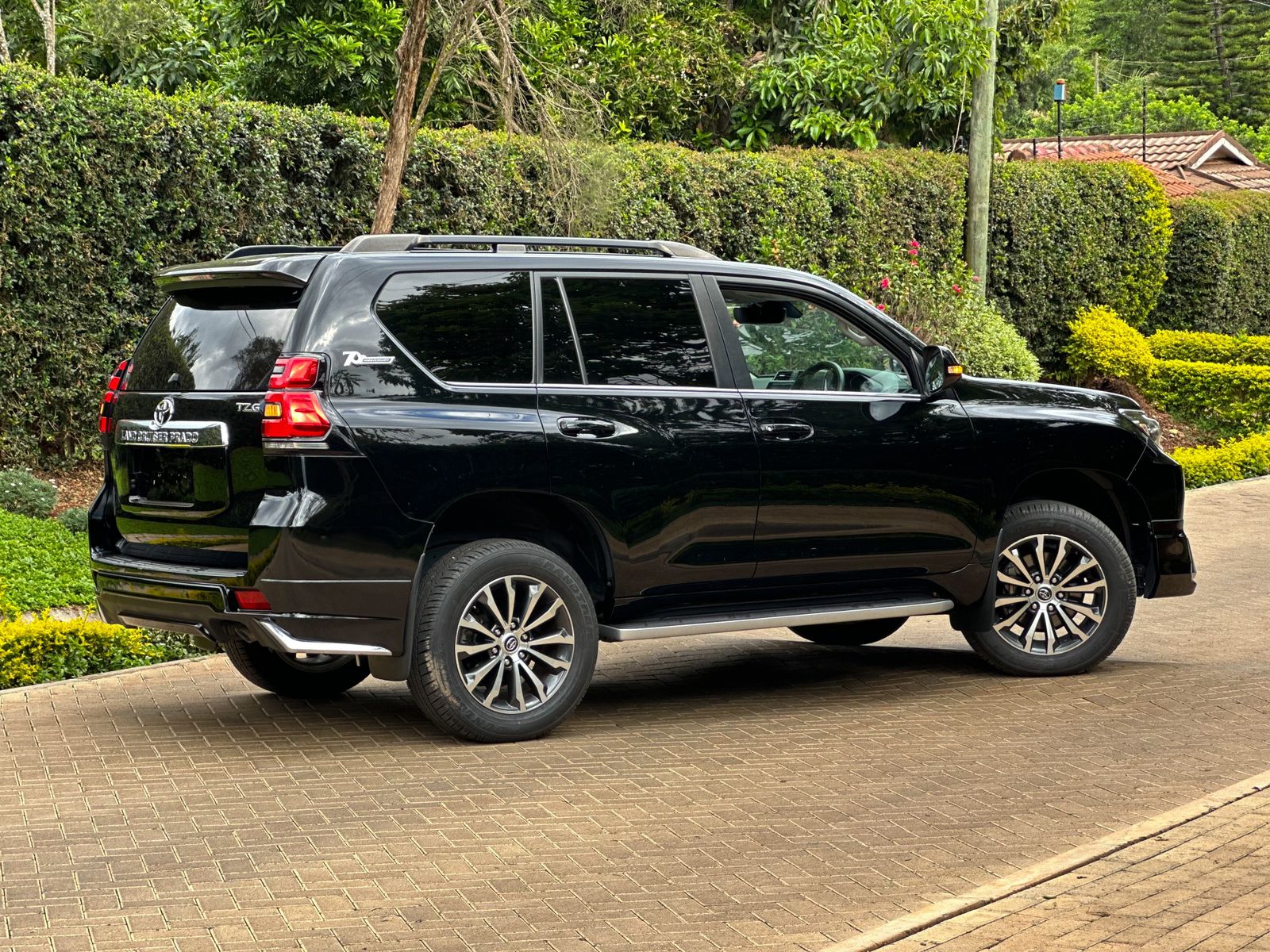 toyota-land-cruiser-prado-2018-1377