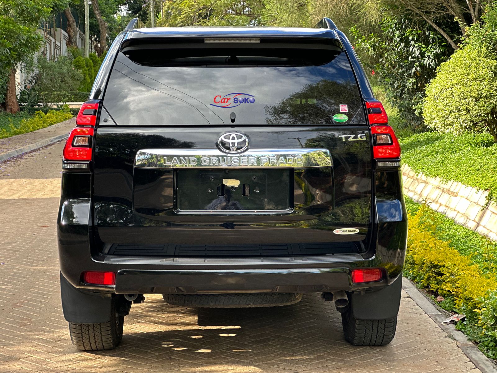 toyota-land-cruiser-prado-2018-1385