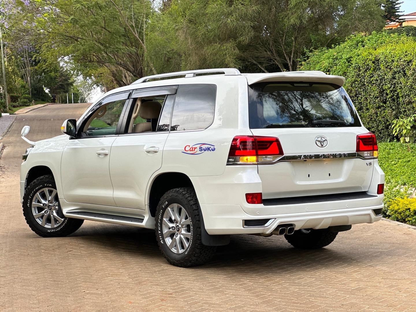 toyota-land-cruiser-2016-1389