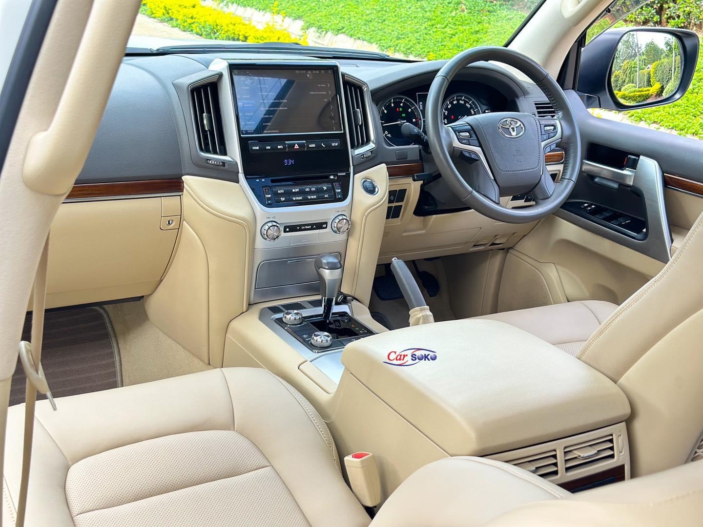 toyota-land-cruiser-2016-1389
