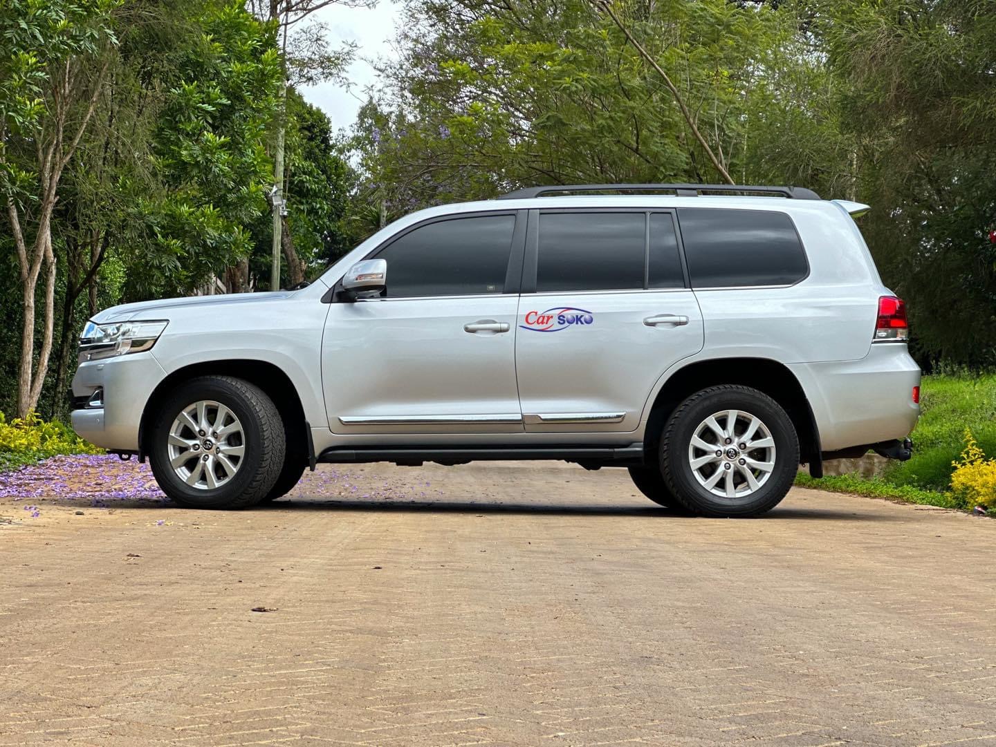 toyota-land-cruiser-2016-1395