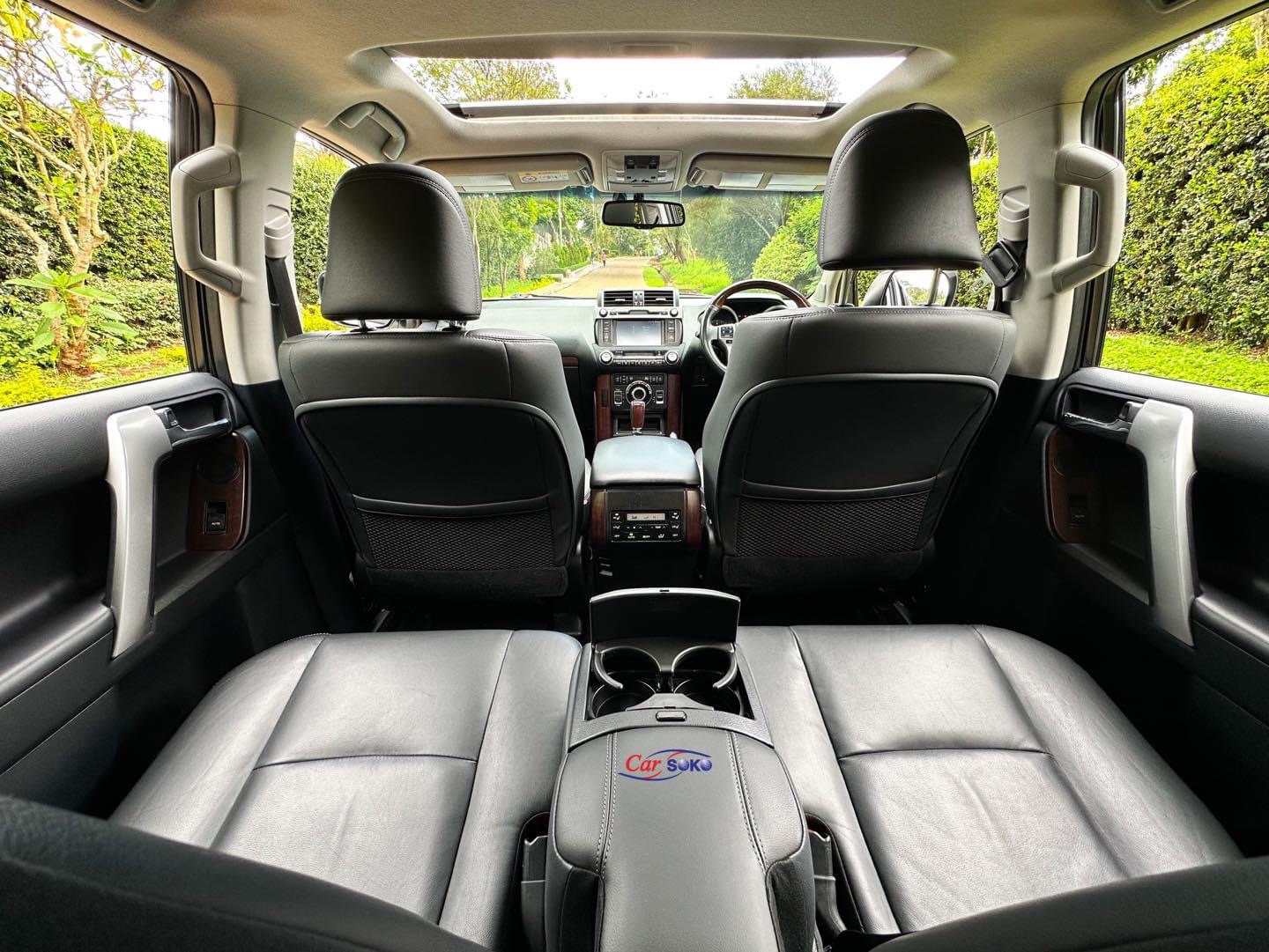 toyota-land-cruiser-prado-2016-1396