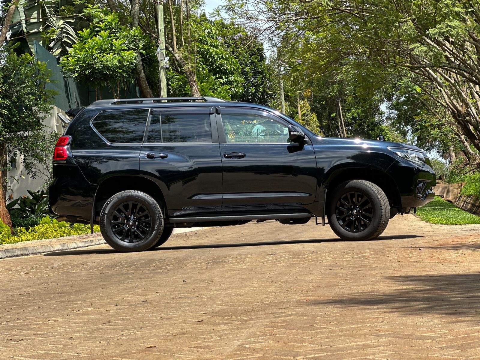 toyota-land-cruiser-prado-2021-1406
