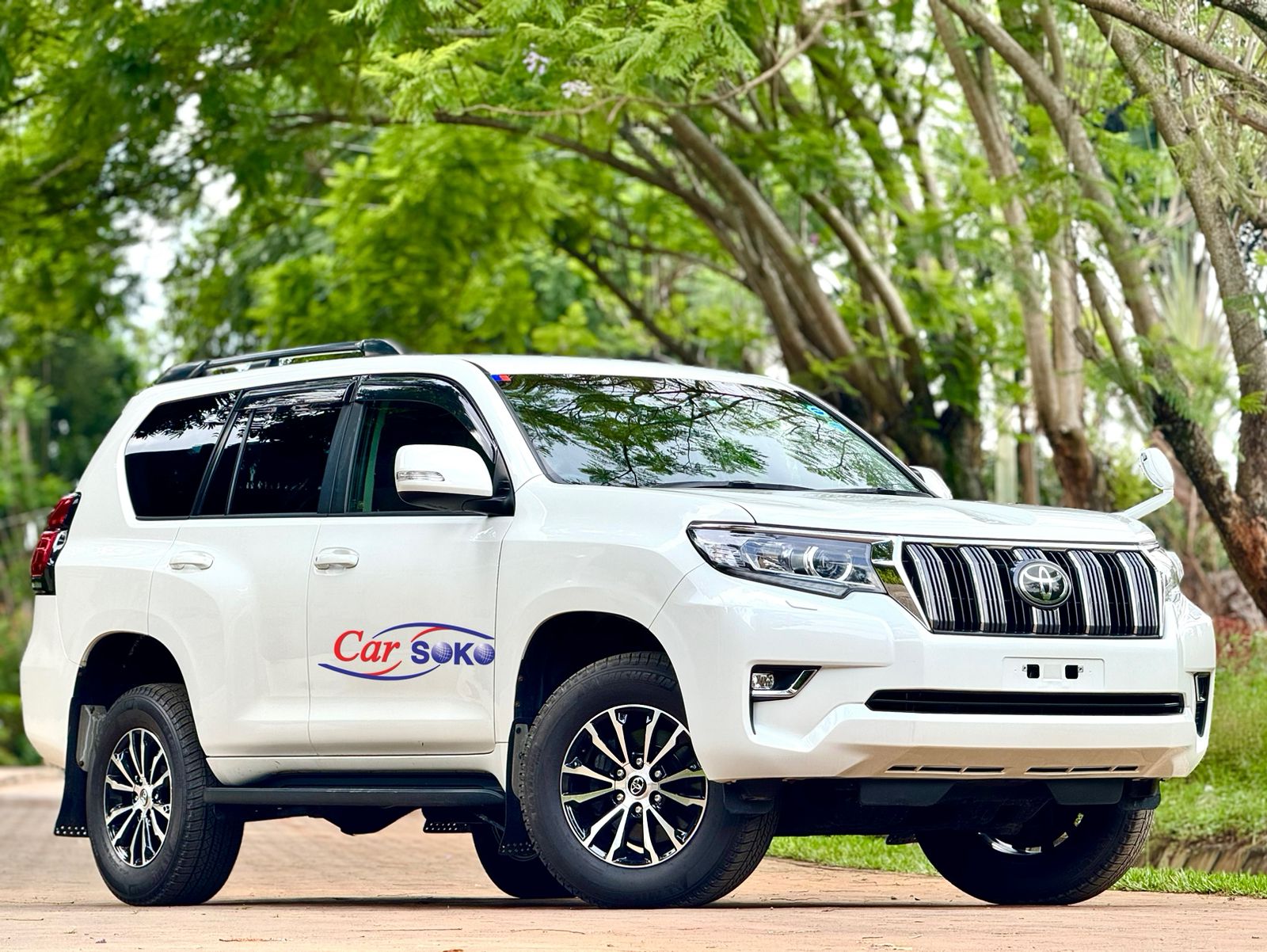toyota-land-cruiser-prado-2018-1441