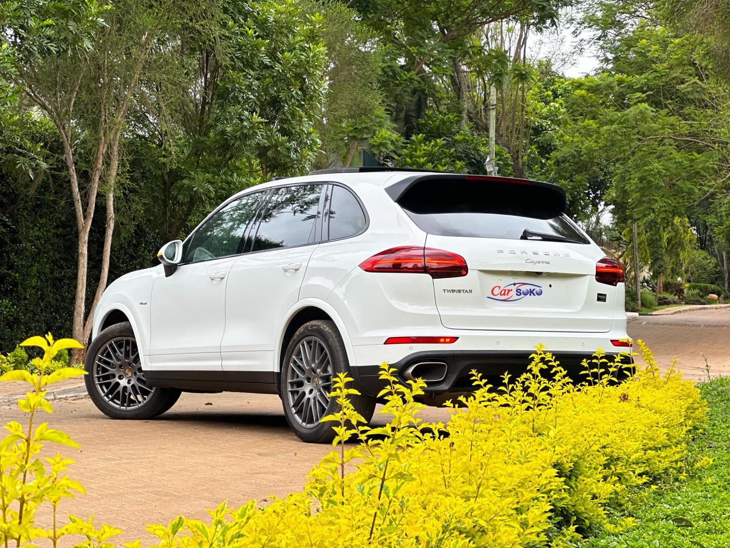 porsche-cayenne-2016-1457