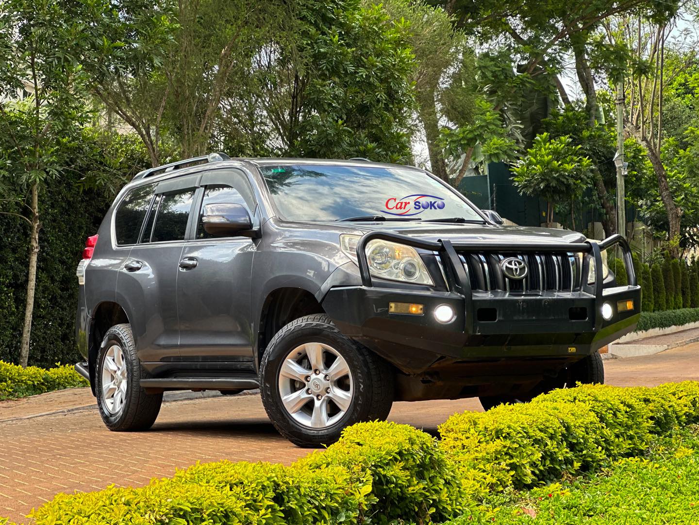 toyota-land-cruiser-prado-2012-1462
