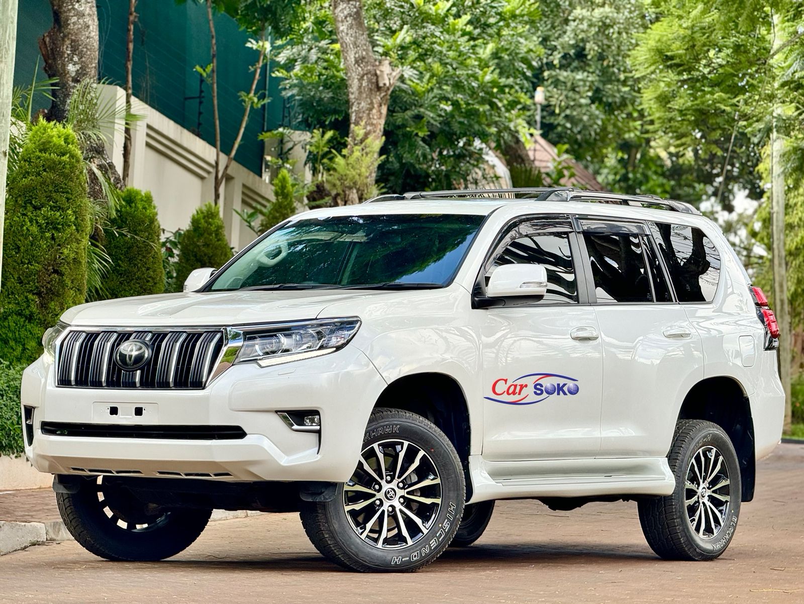 toyota-land-cruiser-prado-2017-1463