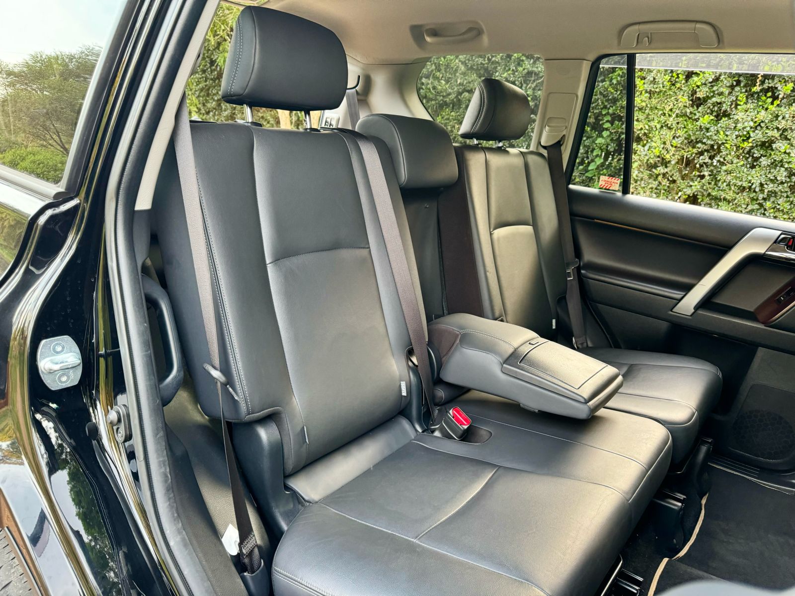 toyota-land-cruiser-prado-2017-1465
