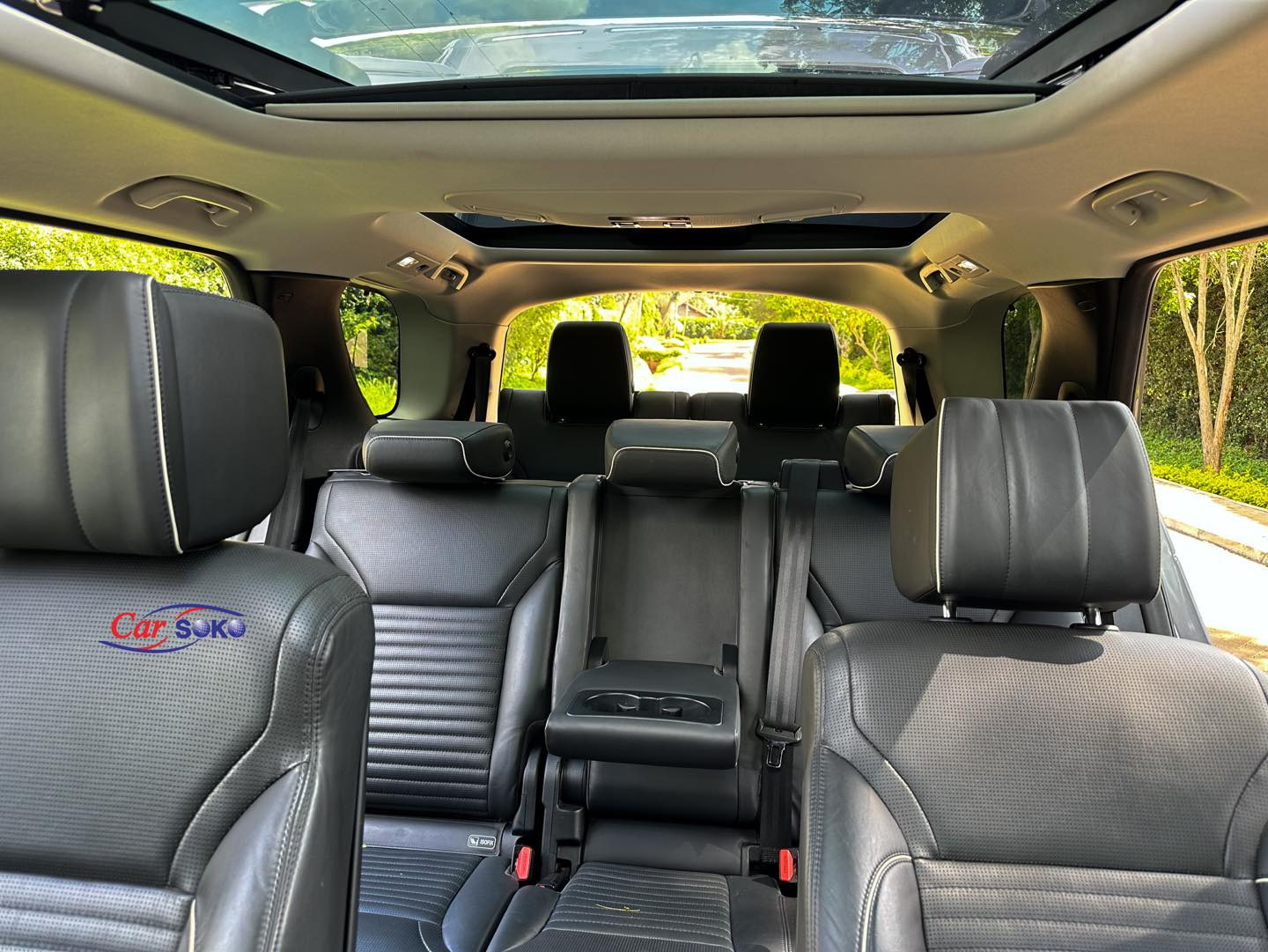land-rover-discovery-v-2017-1470