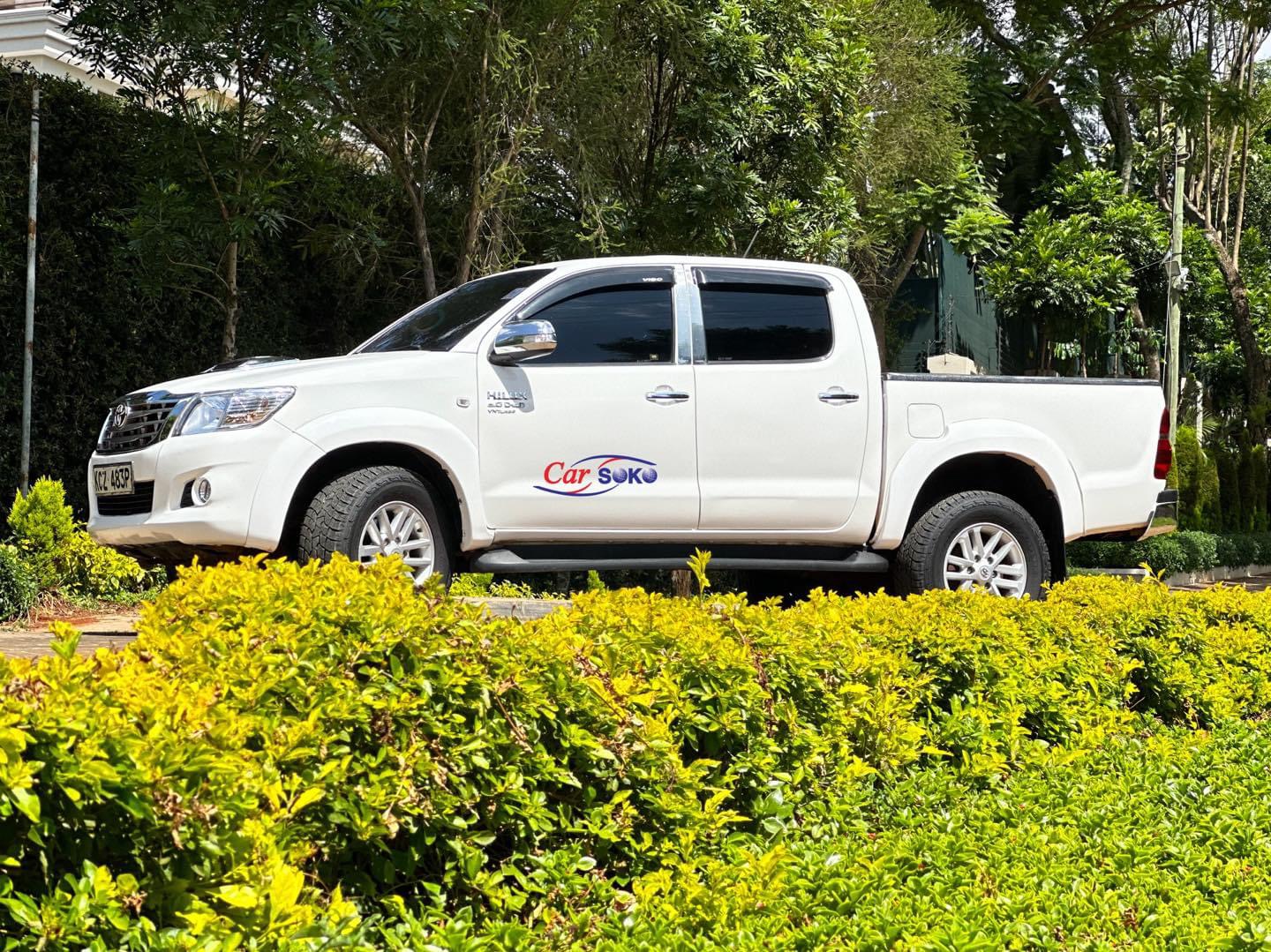 toyota-hilux-2014-1473