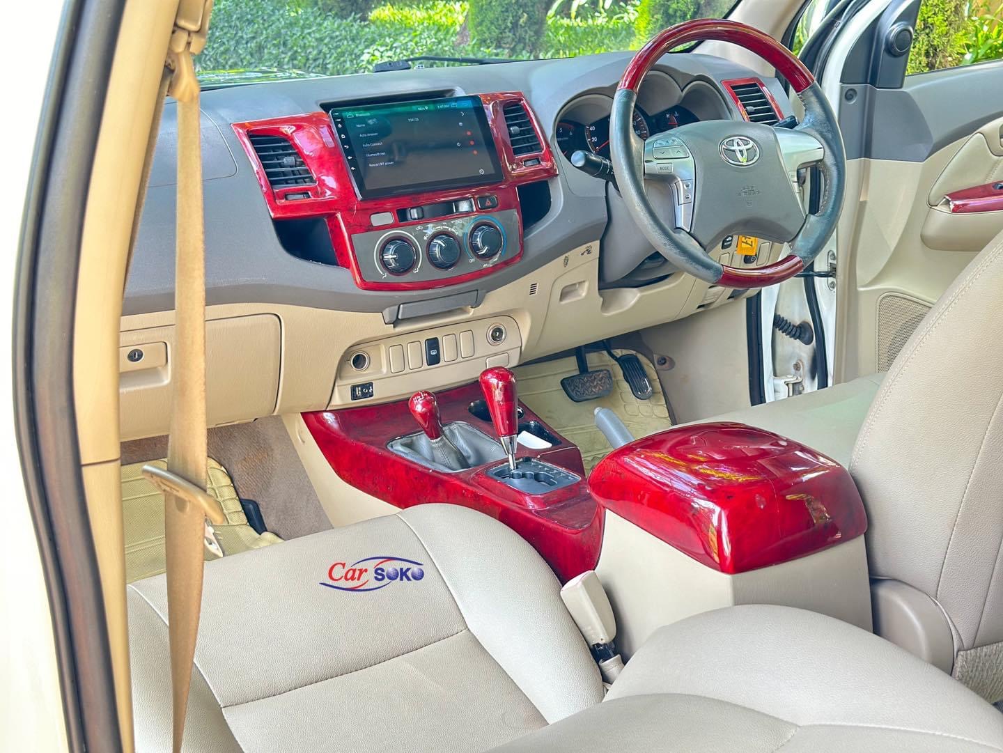 toyota-hilux-2014-1473