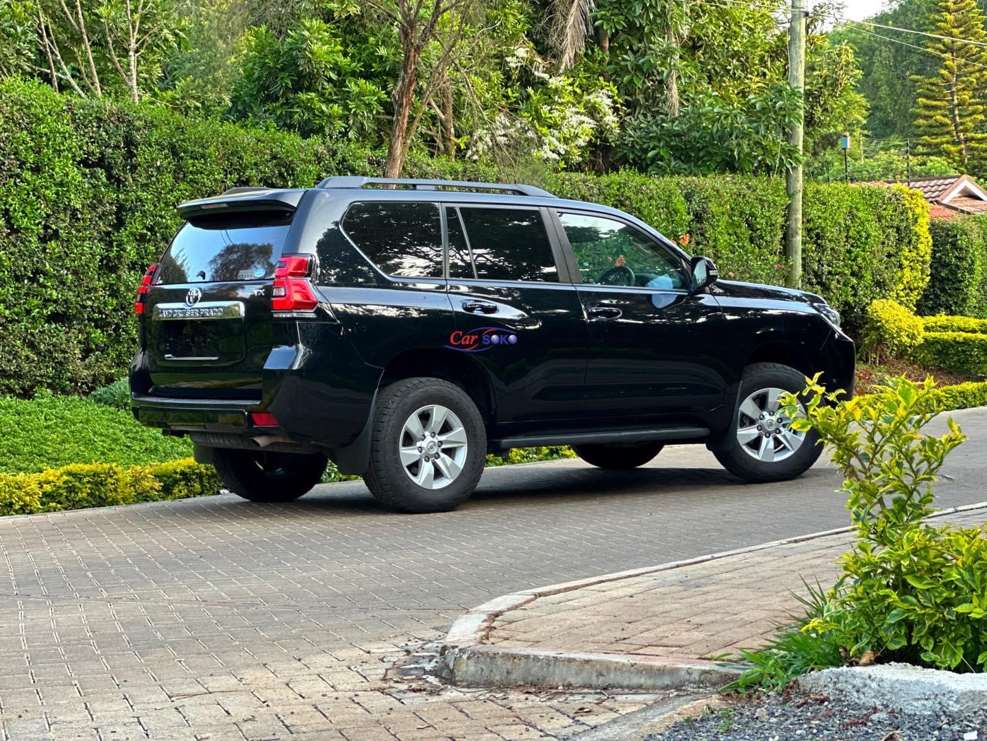 toyota-land-cruiser-prado-2018-1503