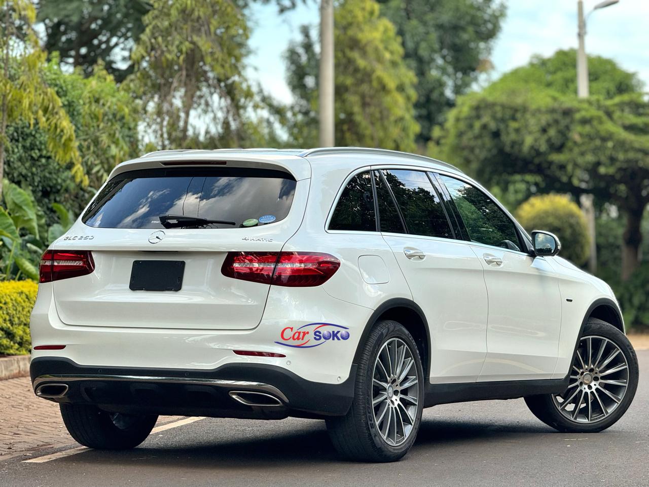 mercedes-benz-glc-2016-1508