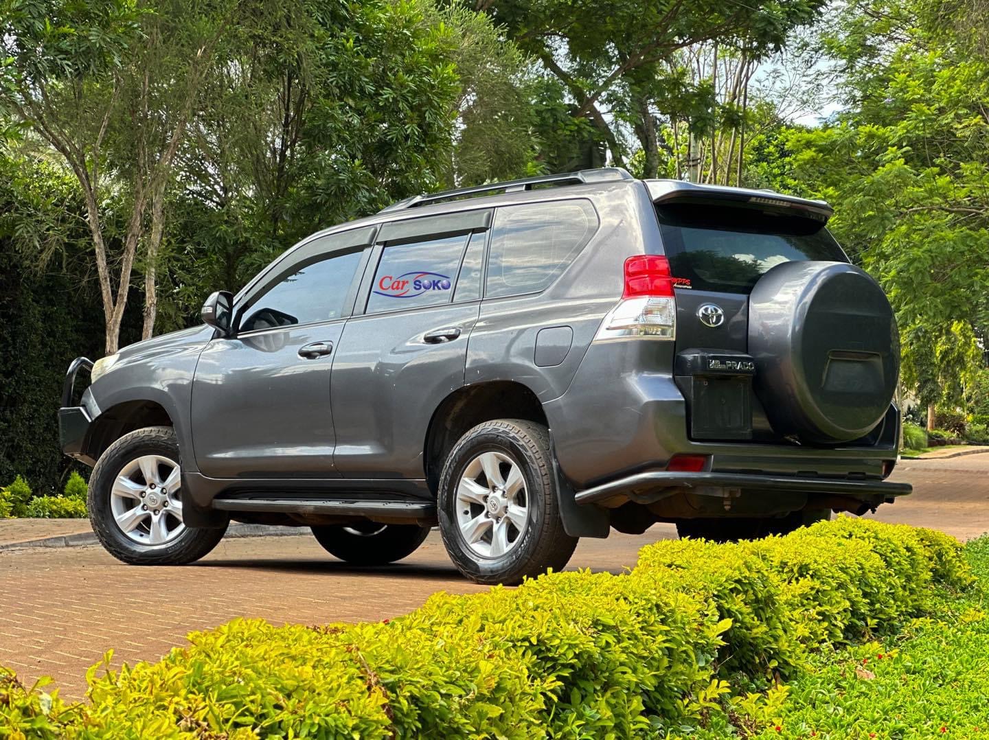 toyota-land-cruiser-prado-2012-1529