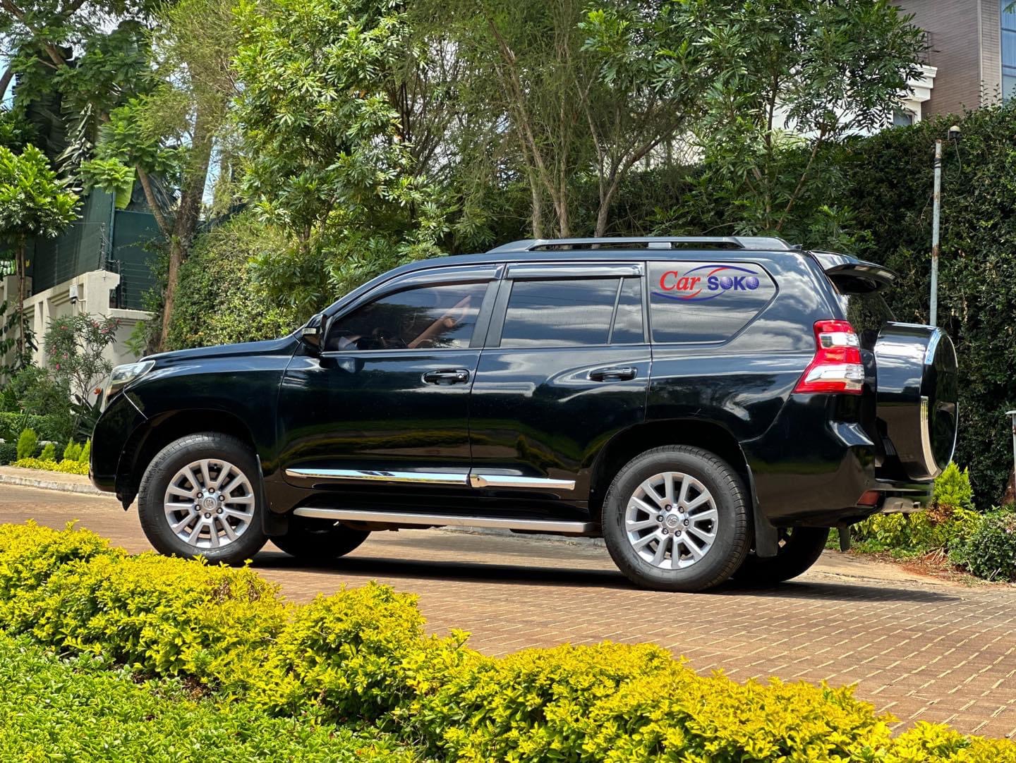 toyota-land-cruiser-prado-2015-1530