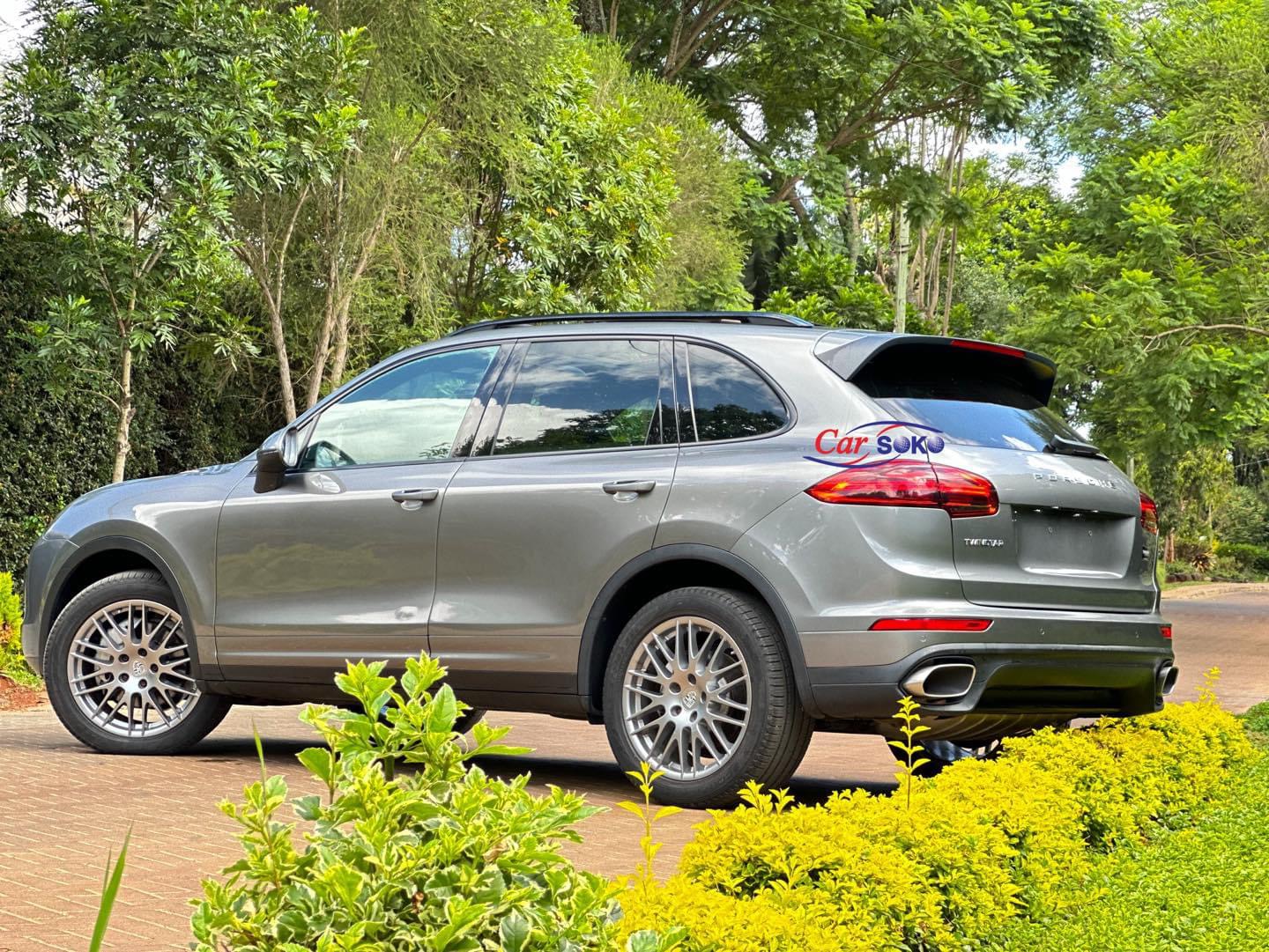 porsche-cayenne-2016-1531