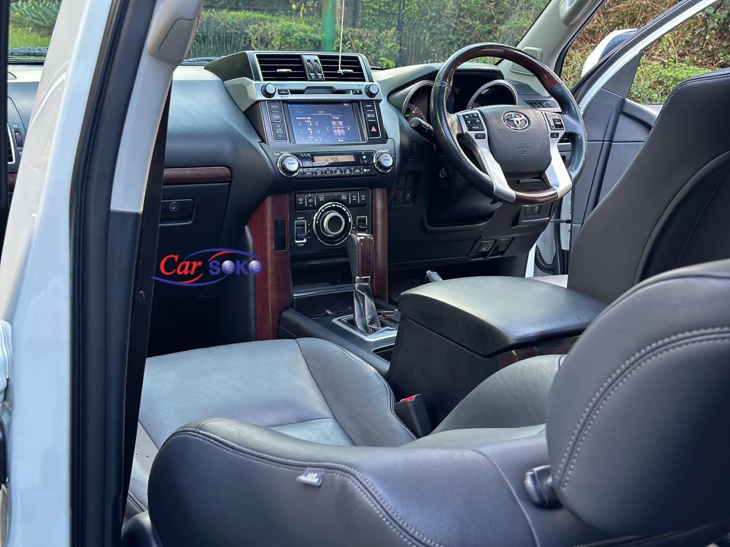 toyota-land-cruiser-prado-2017-1532
