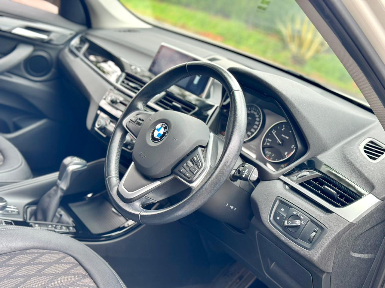 bmw-x1-2017-1546