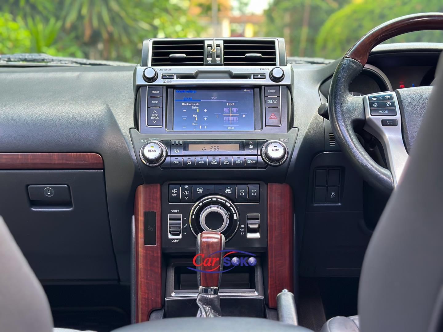 toyota-land-cruiser-prado-2017-1582
