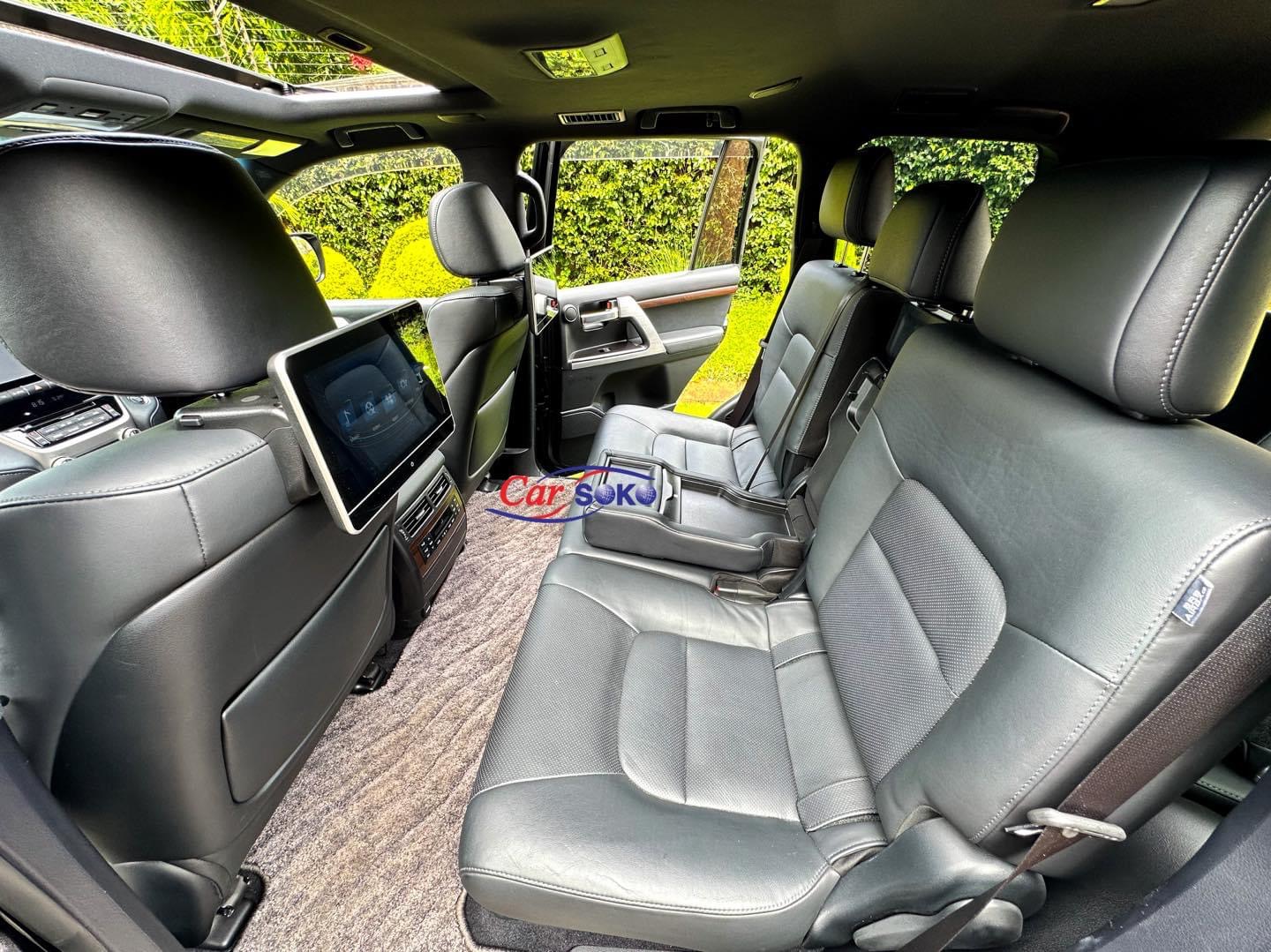 toyota-land-cruiser-2016-1585