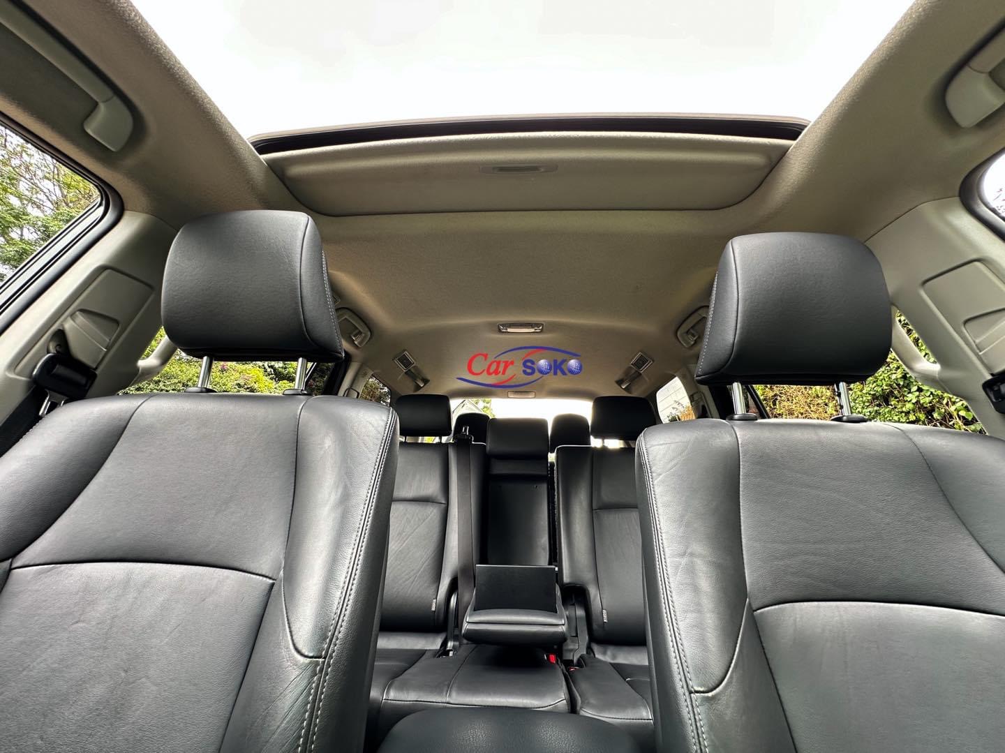 toyota-land-cruiser-prado-2017-1602