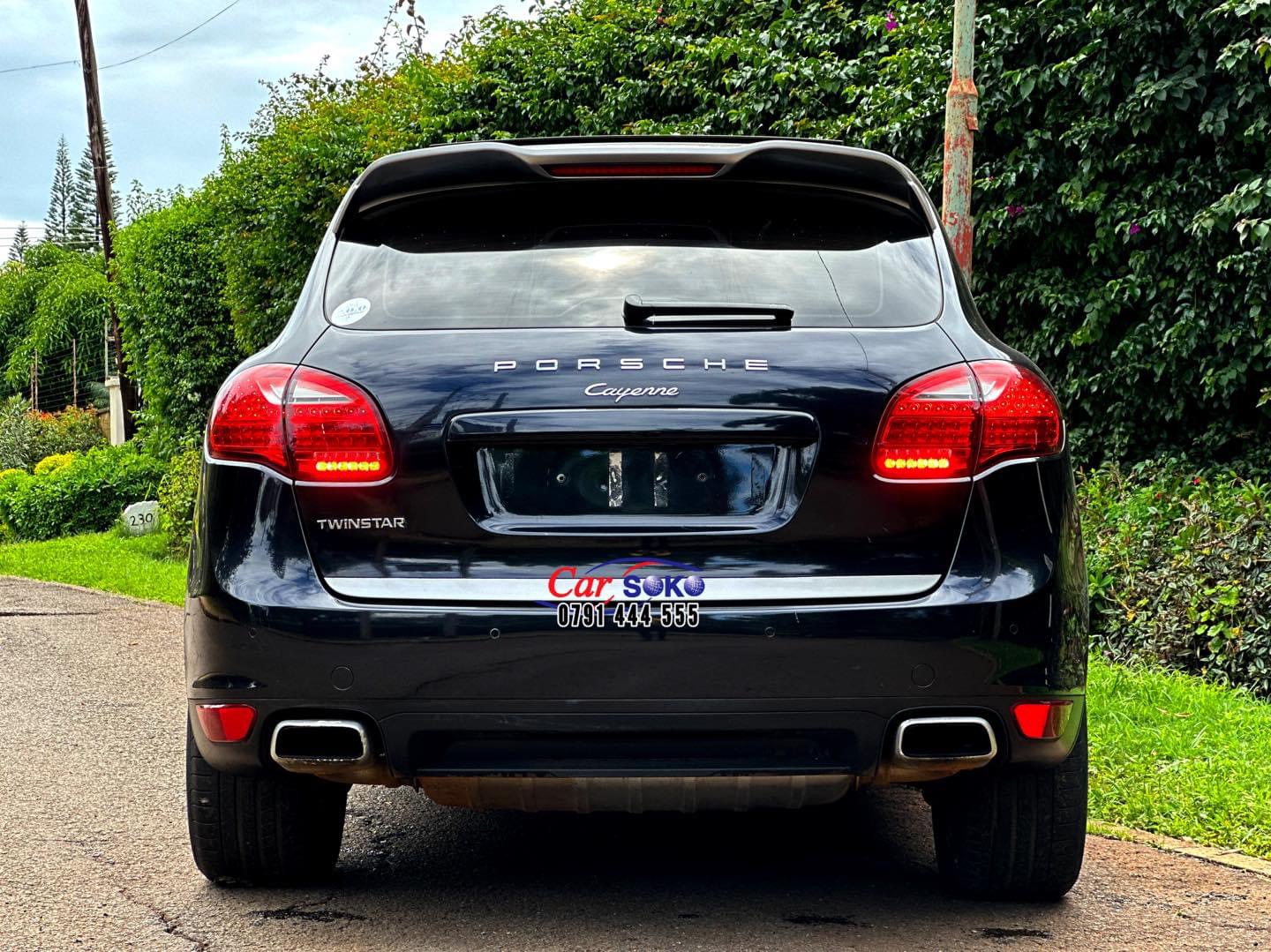 porsche-cayenne-2014-1606