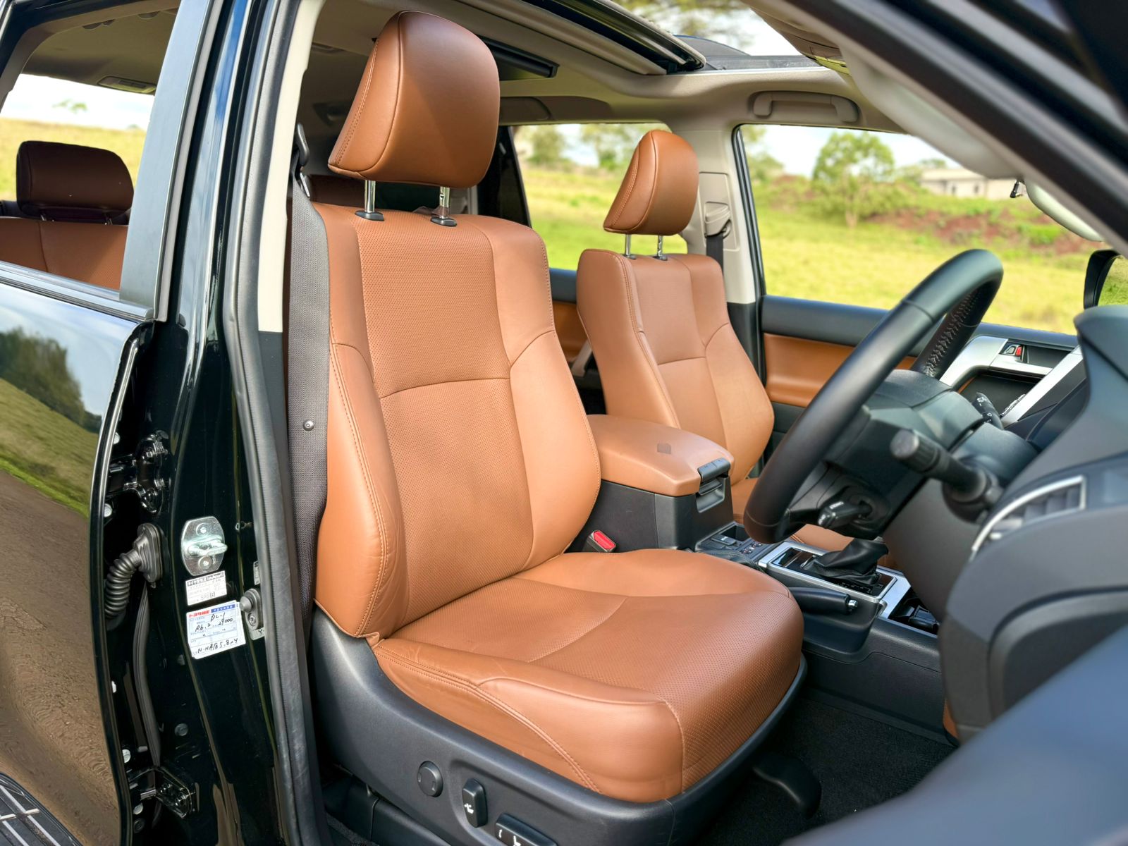 toyota-land-cruiser-prado-txl-2022-1891