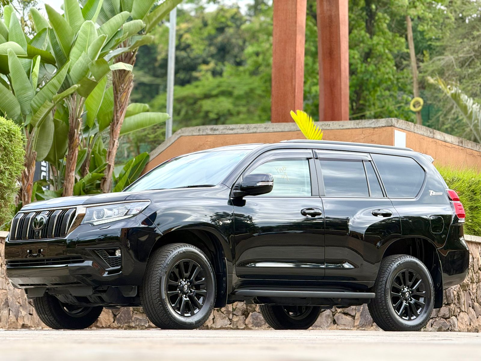 toyota-land-cruiser-prado-txl-2021-1892