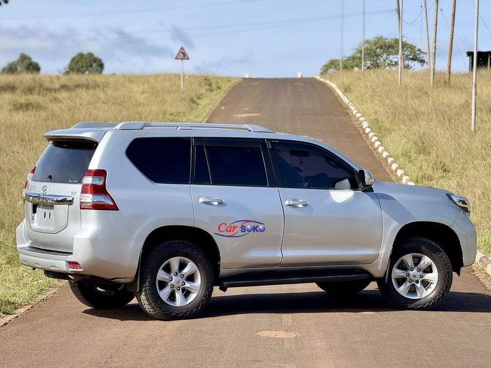 toyota-land-cruiser-prado-2009-1897