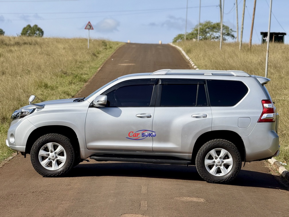 toyota-land-cruiser-prado-2009-1897