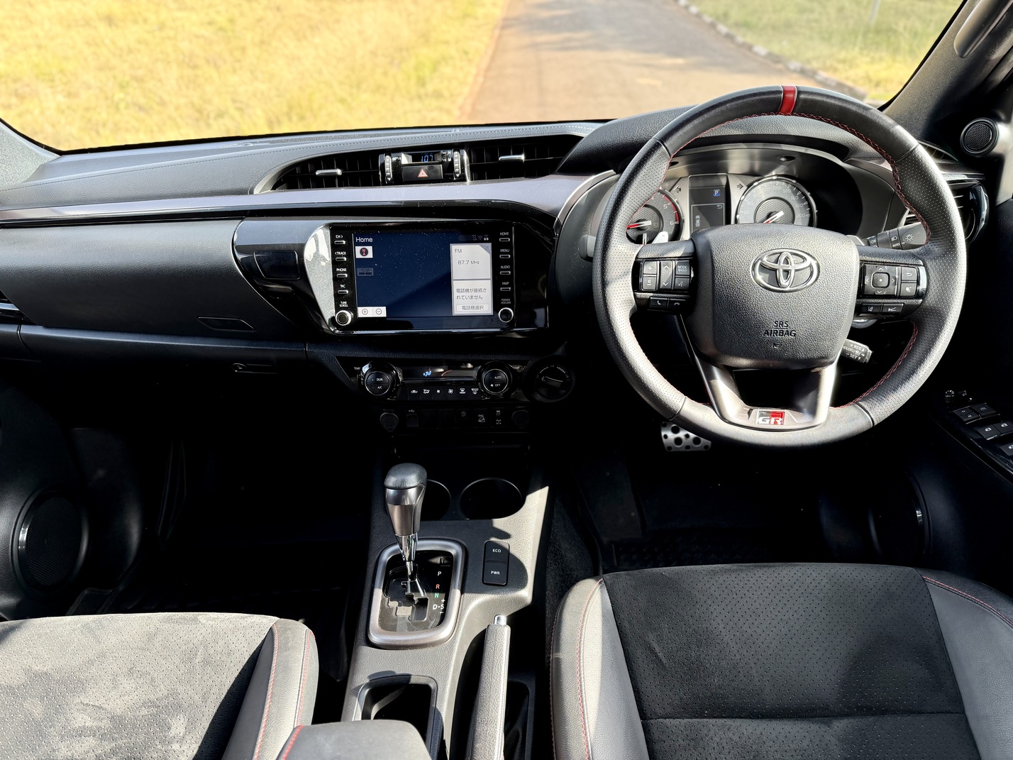 toyota-hilux-gr-sport-2021-1901
