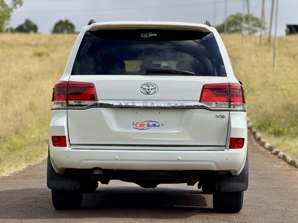 toyota-landcruiser-v8-axg-2014-1903