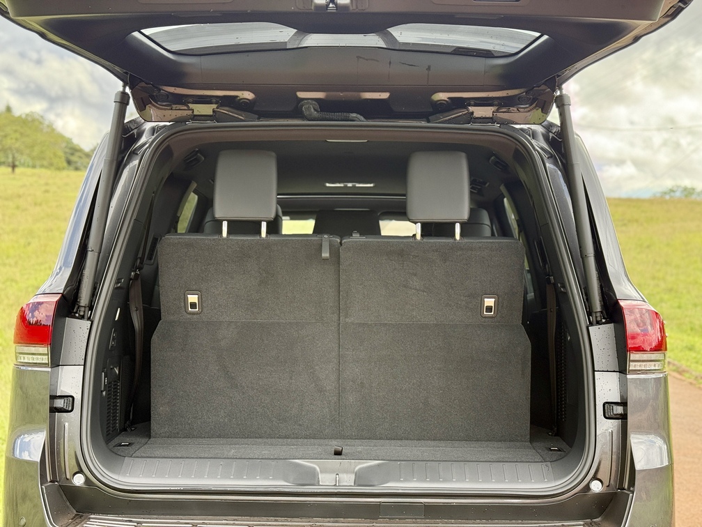 toyota-land-cruiser-300-series-sahara-2024-1918